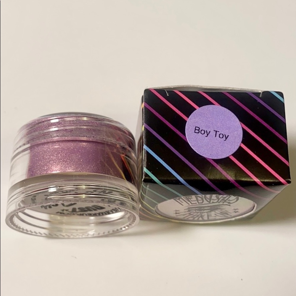 Medusa’s Makeup eye dust pigment